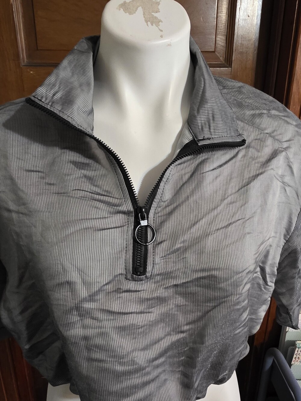 Zaful Metallic Quarter Zip Cropped Windbreaker Jacket Gray Stripe Size XL - Picture 6 of 11